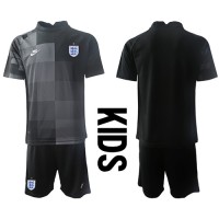 Billiga England Målvakt Barnkläder Hemma fotbollskläder till baby VM 2022 Kortärmad (+ Korta byxor)